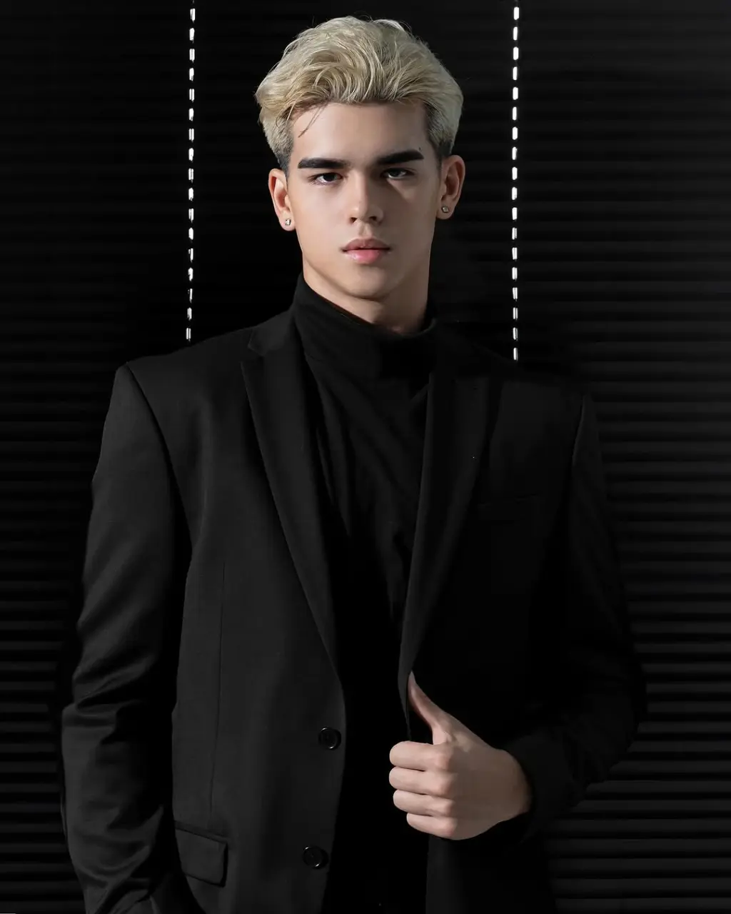 Cool and cute guy : Jirayu Jack Tucker