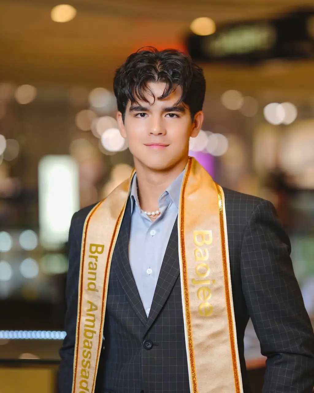 Cool and cute guy : Jirayu Jack Tucker