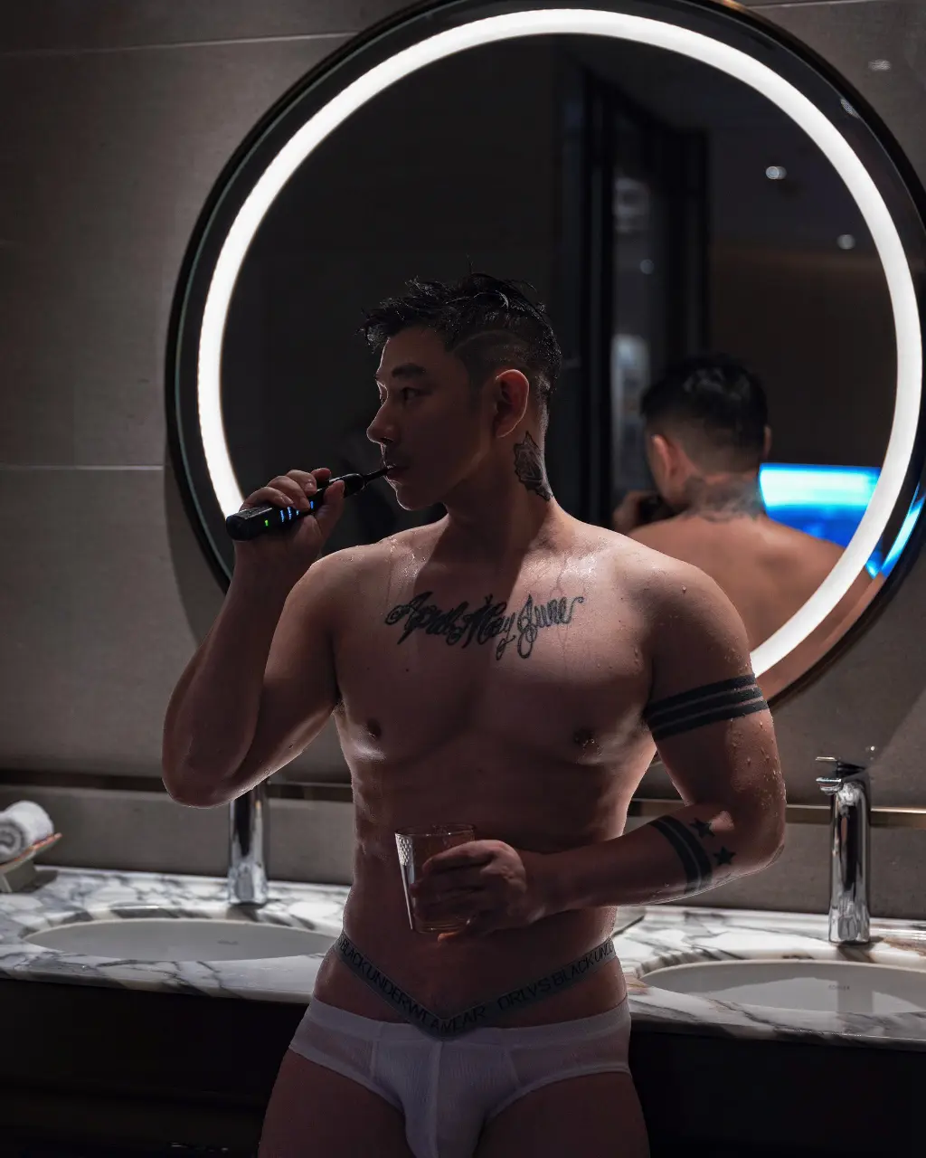 Cool GUY : 邓涵洧/Shine Deng