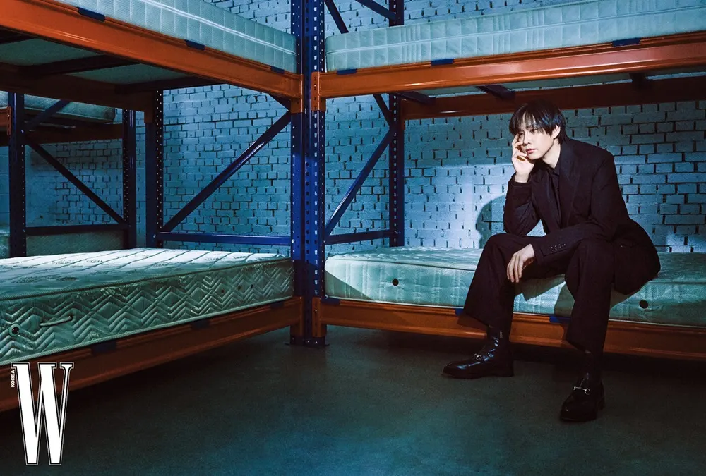 Park Sung Hoon @ W Korea February 2025