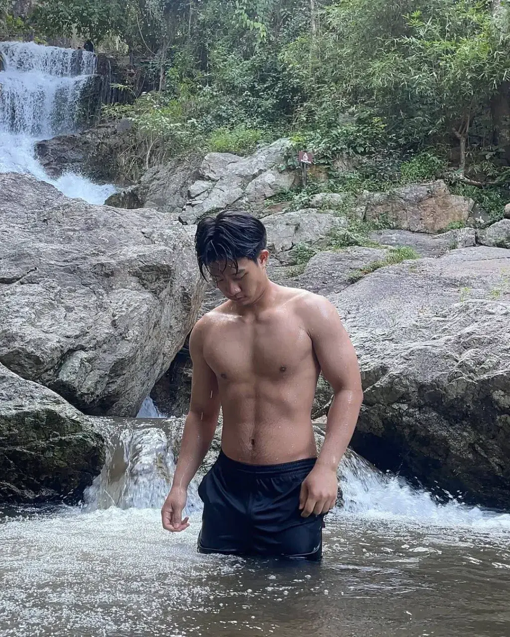 กรุบกรอบเคี้ยวเพลิน