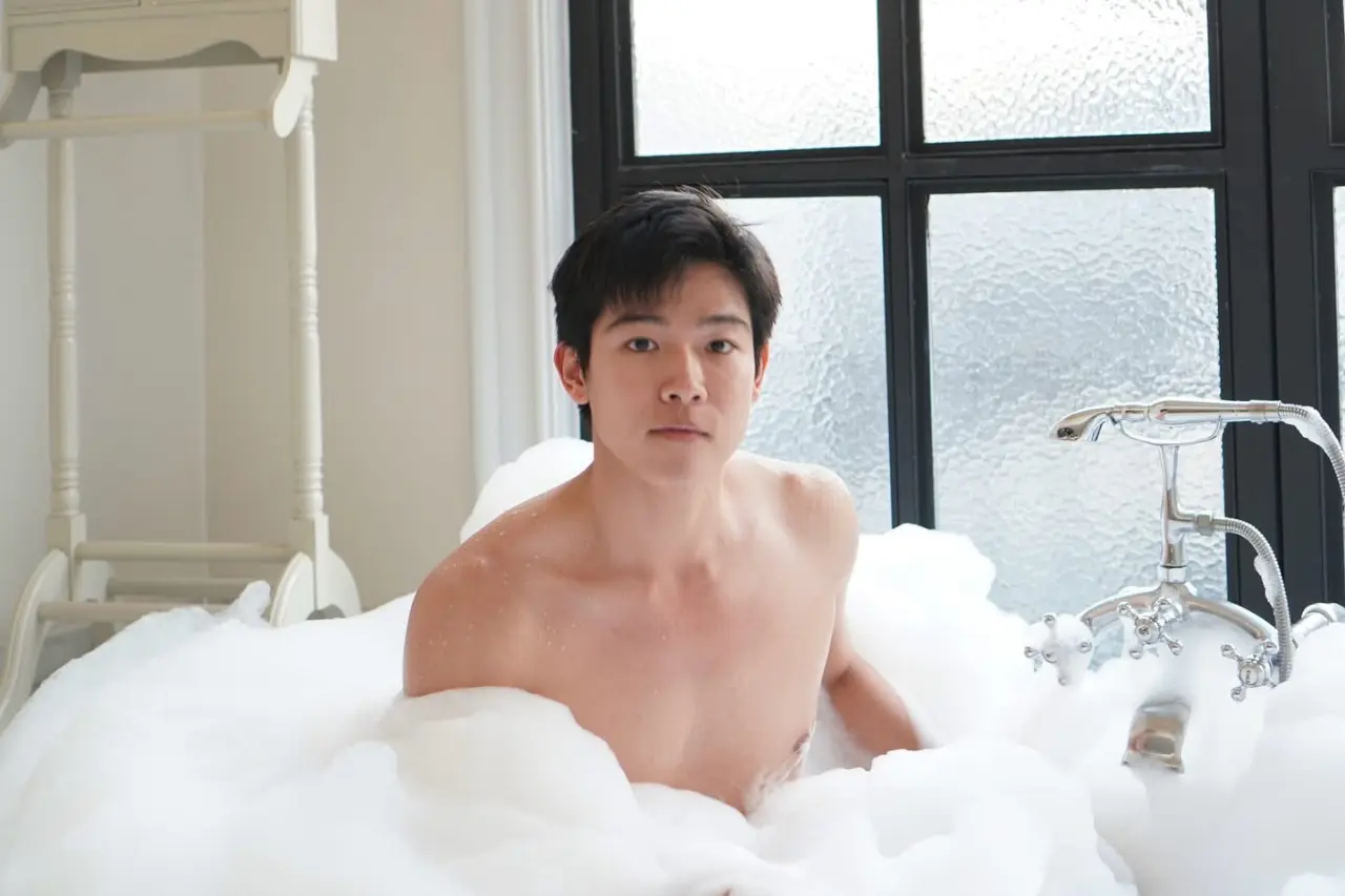 ถอดโชว์เรือนร่าง 2923