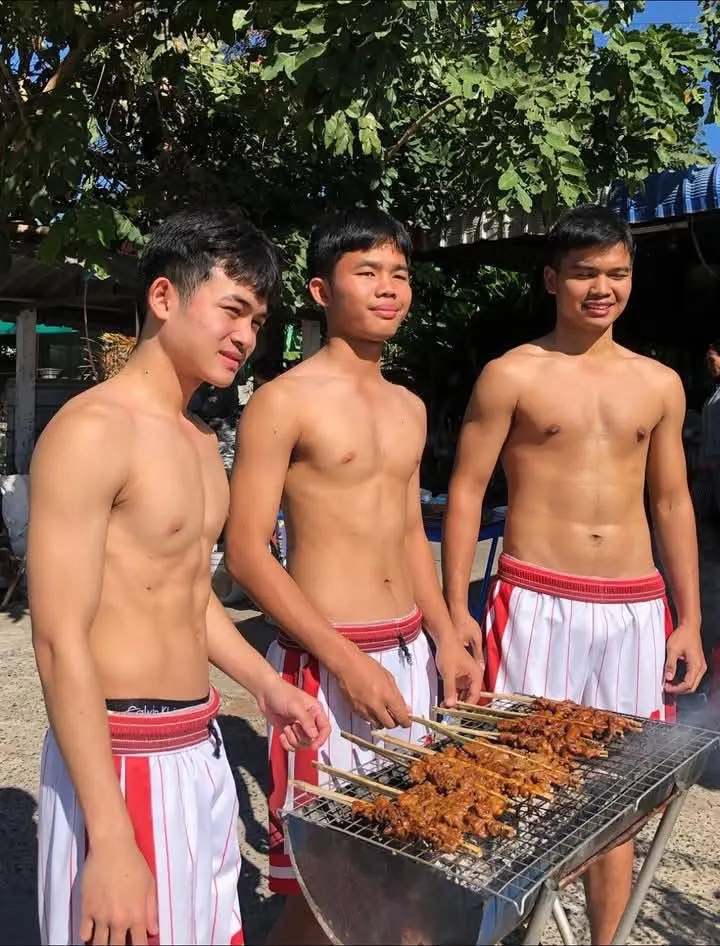 ถอดโชว์เรือนร่าง 2925