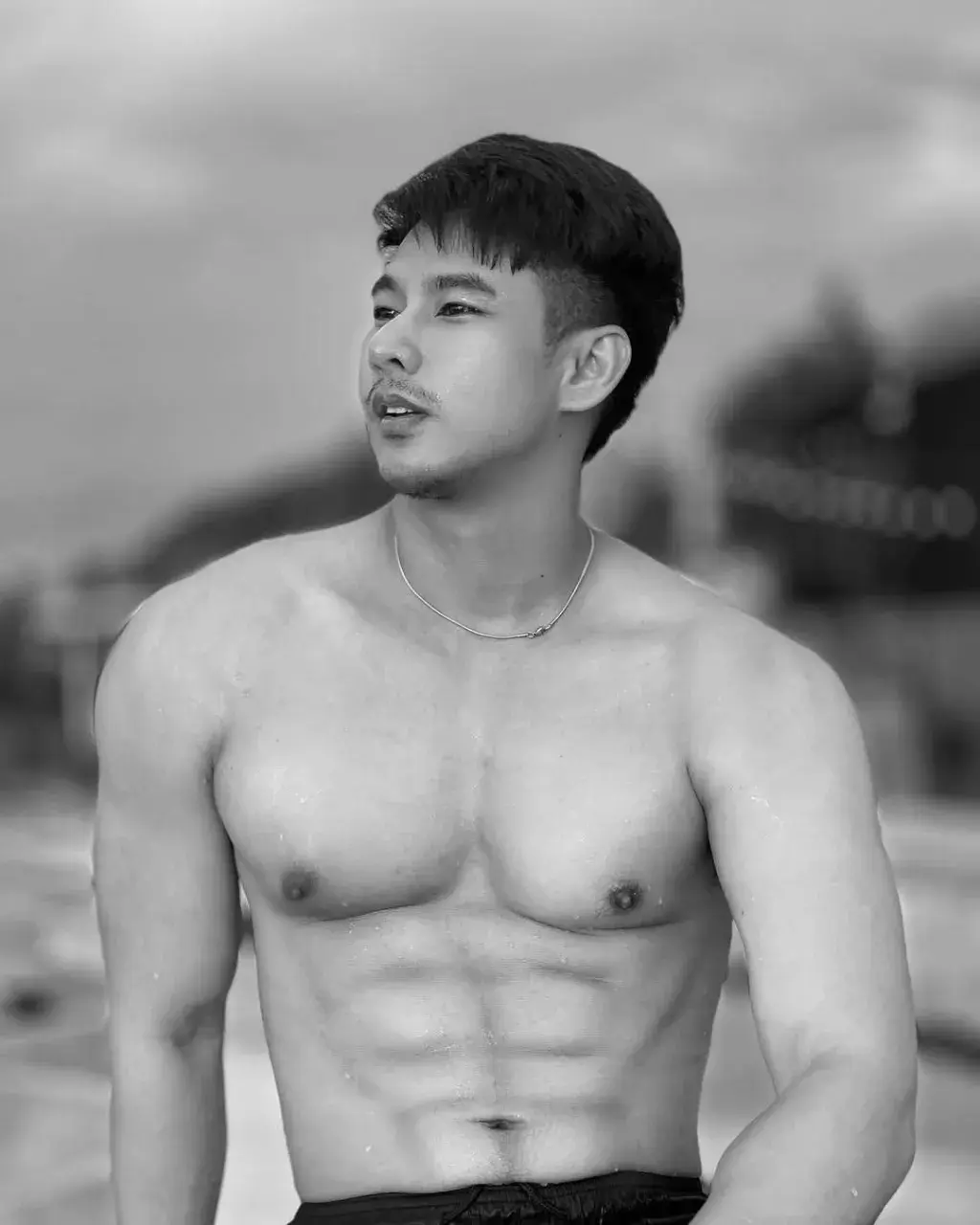 ไม่ไหวก็จะเลีย