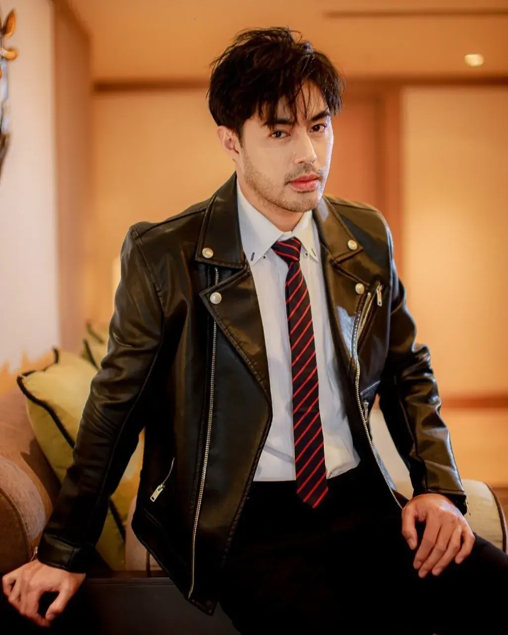 หล่อน่ารัก