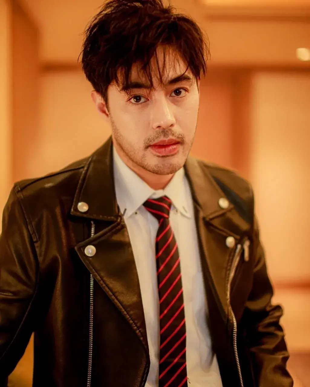 หล่อน่ารัก
