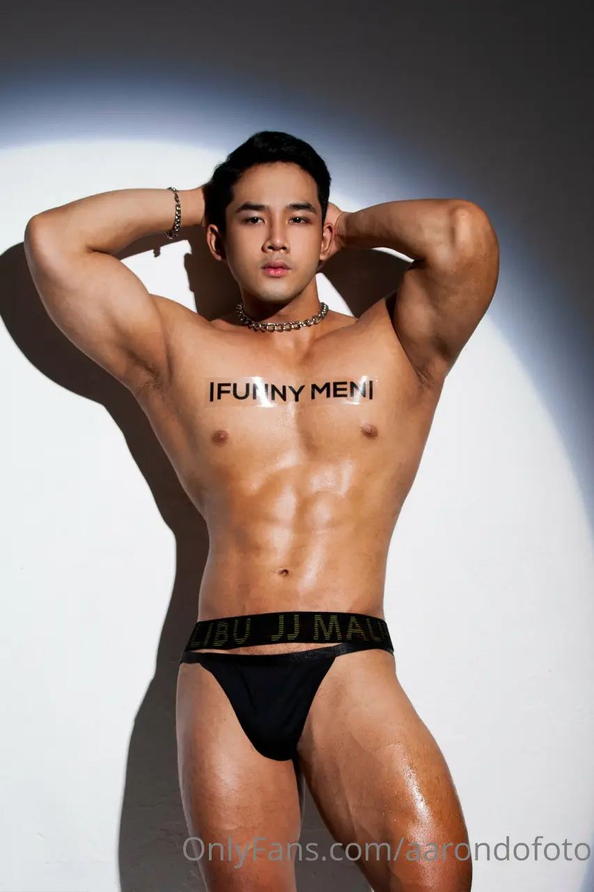 Photobook : AARON DO COLLECTION PART 18 - Talo Nguyen
