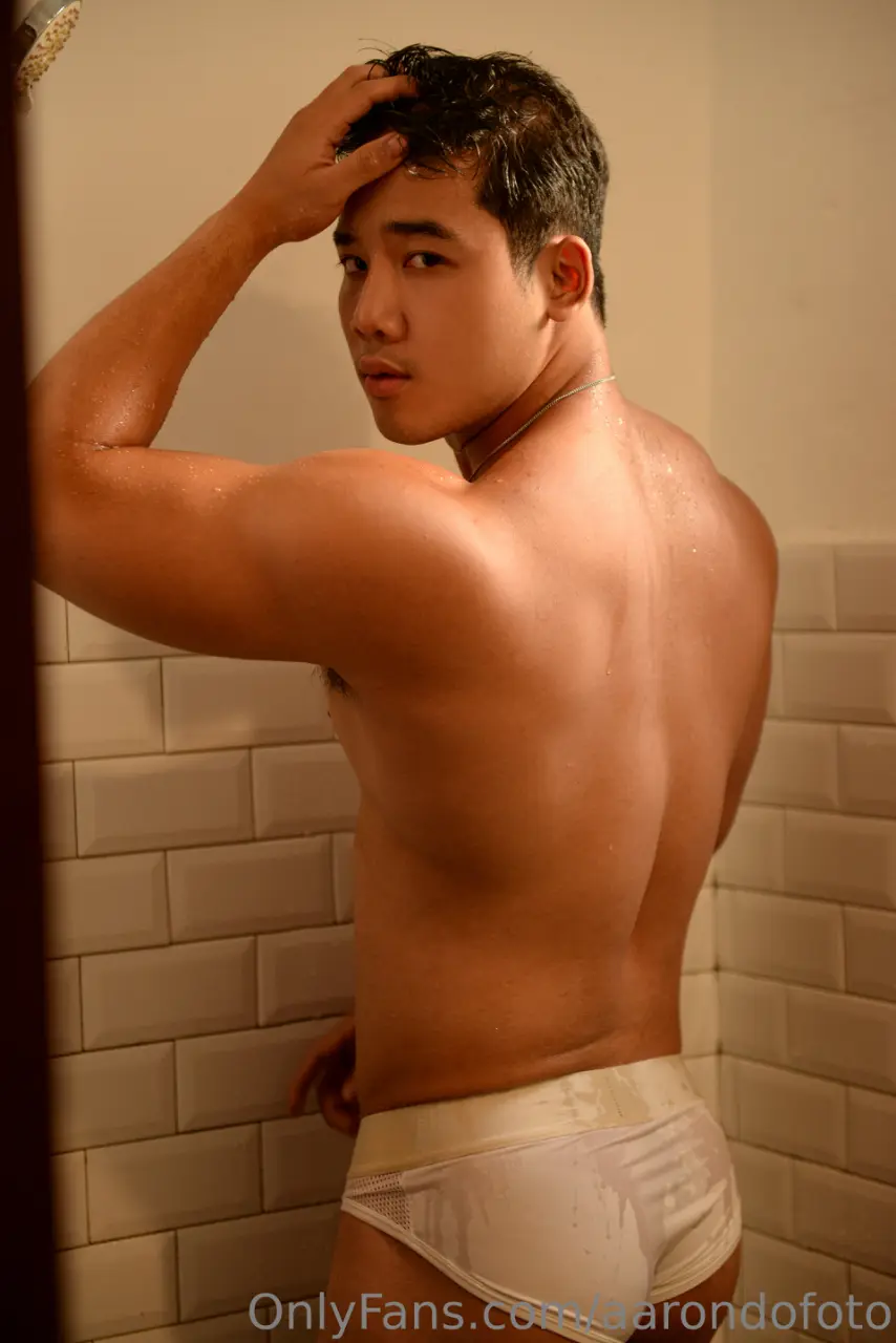 Photobook : AARON DO COLLECTION PART 18 - Talo Nguyen