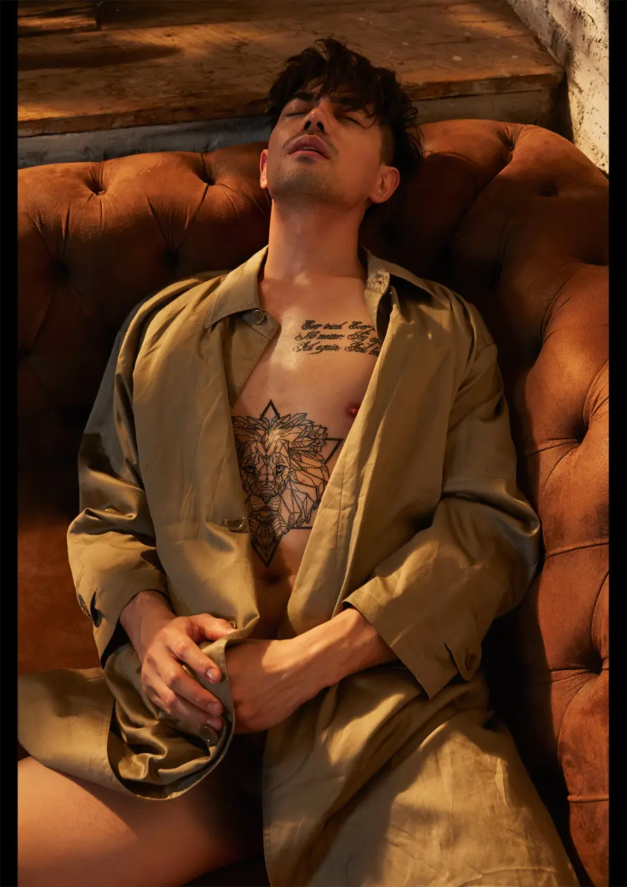Photobook : TXD 04 - Krairerk Chuenwattanapong