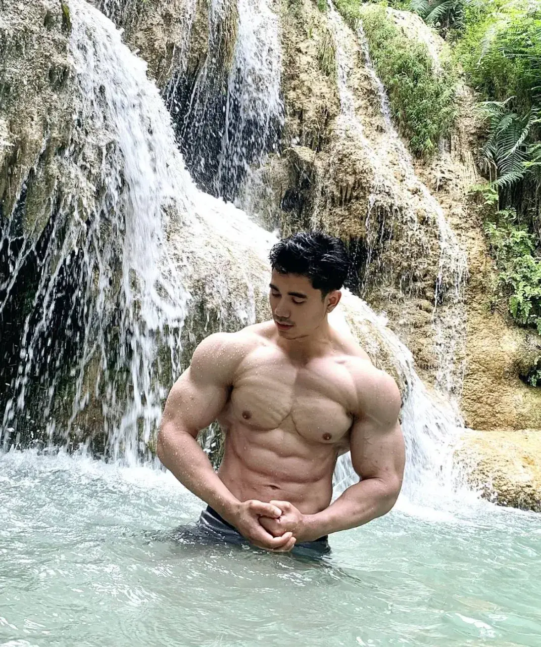 หมีแน่นๆ