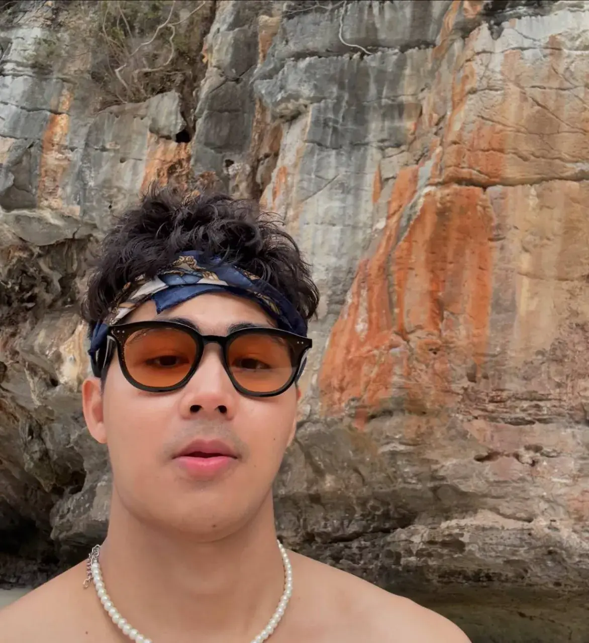 นมดีน่าดูด