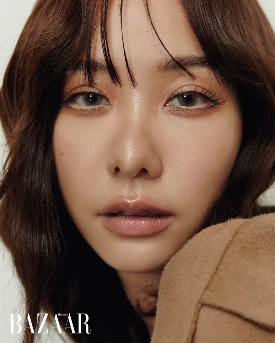 เต้ย-จรินทร์พร @ Harper's BAZAAR Thailand January 2025