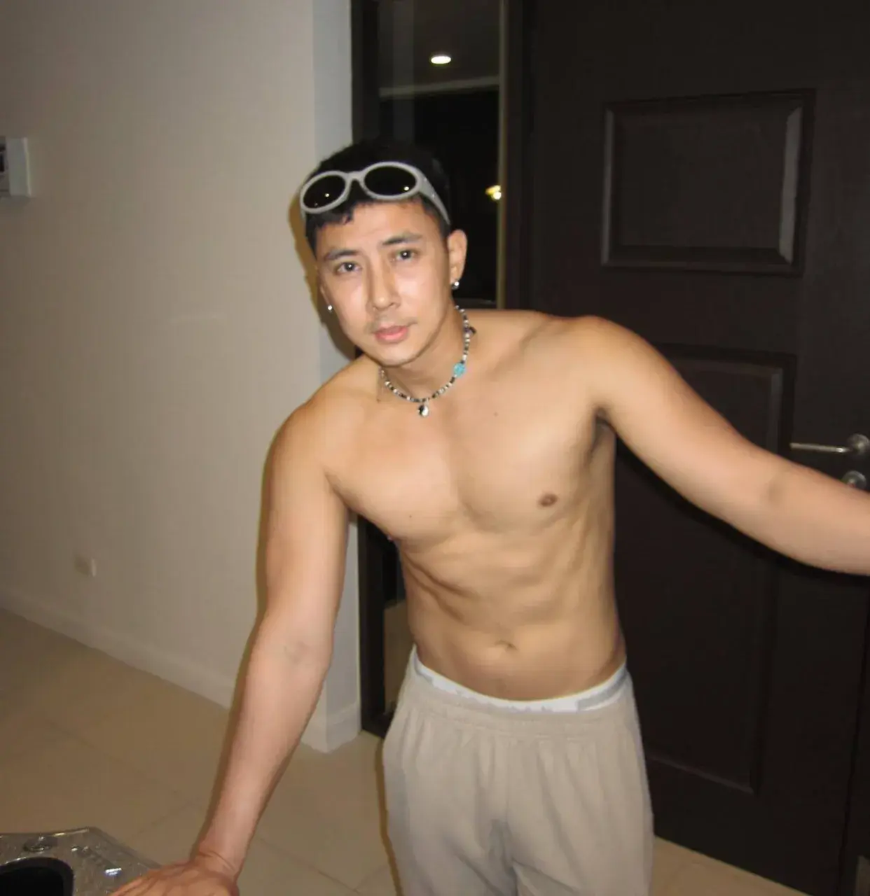 พร้อมยอมเพลีย