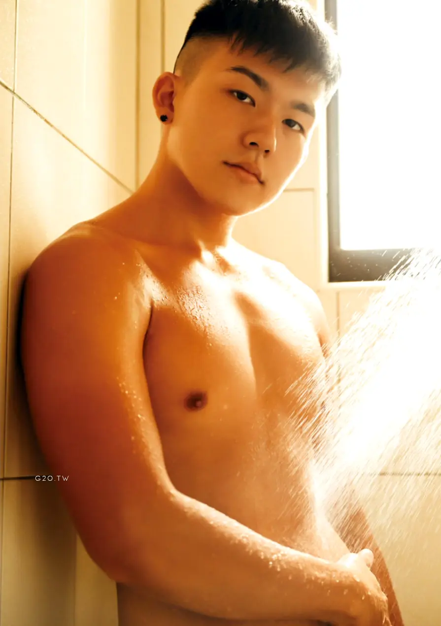 Photobook : ROBERT&rsquo;S PHOTOBOOK 01 - Robert Hung 洪仕晟