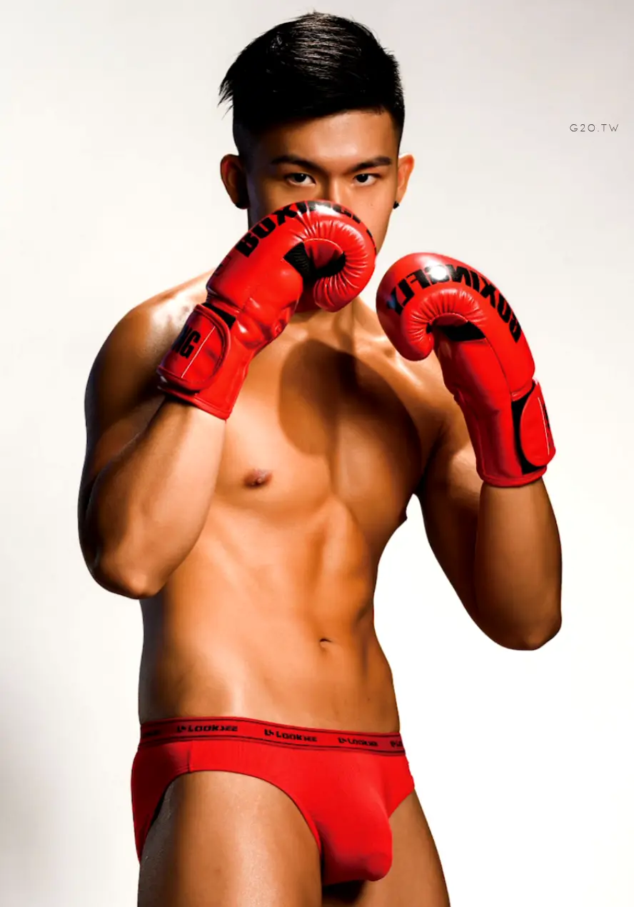 Photobook : ROBERT&rsquo;S PHOTOBOOK 01 - Robert Hung 洪仕晟
