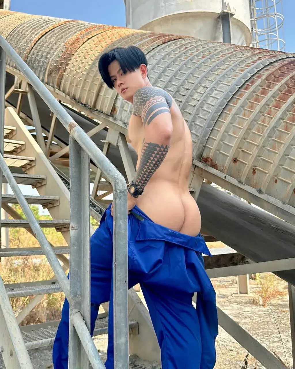หนุ่ม..พลังงานสูง