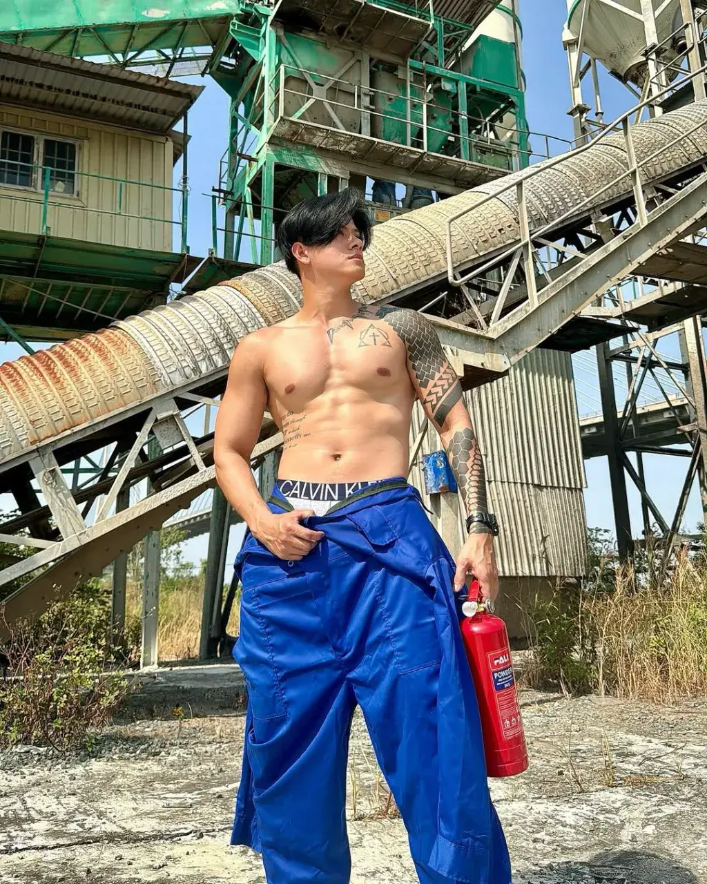 หนุ่ม..พลังงานสูง