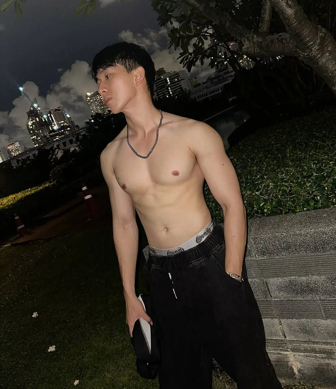 เสิร์ฟมาให้อ๊อก