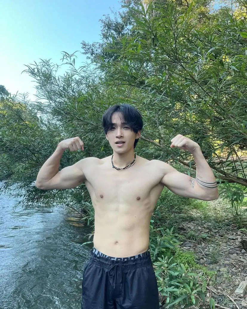 ดง ผู้ ดี 🍌