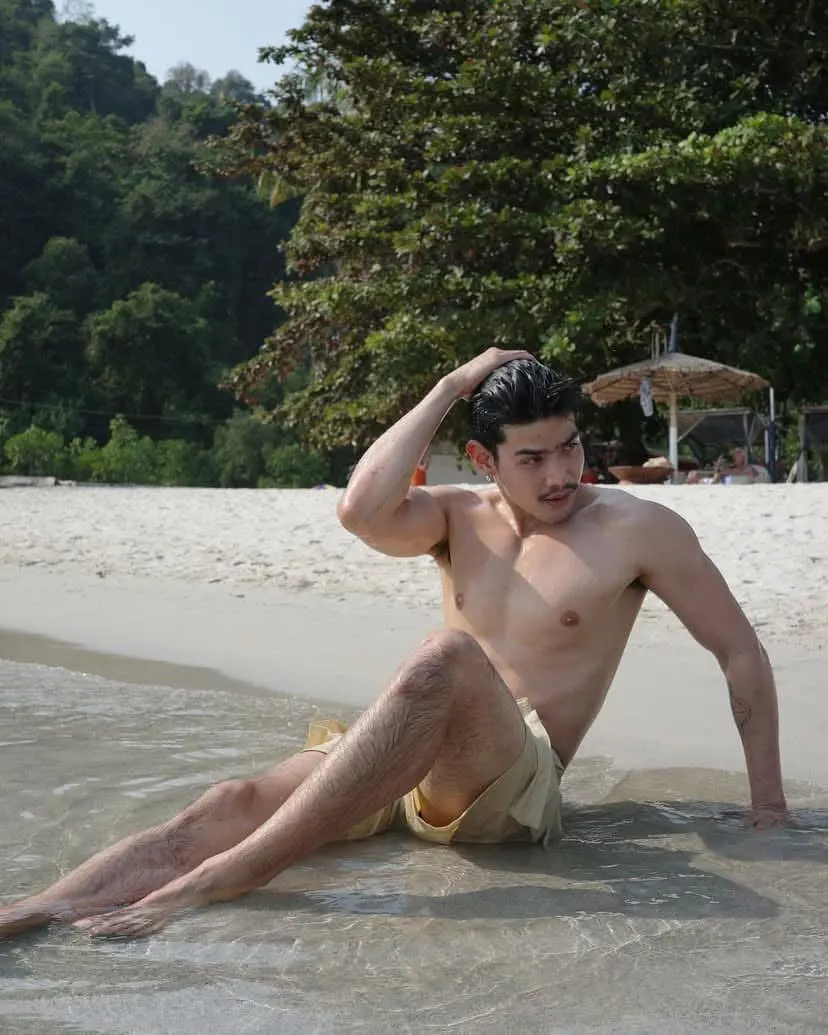 ดง ผู้ ดี 🍌