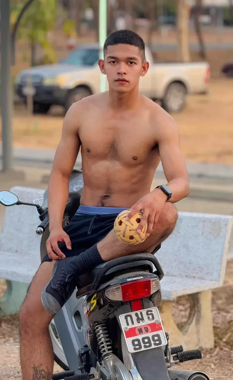 ลีลาน่าลอง อวยคม