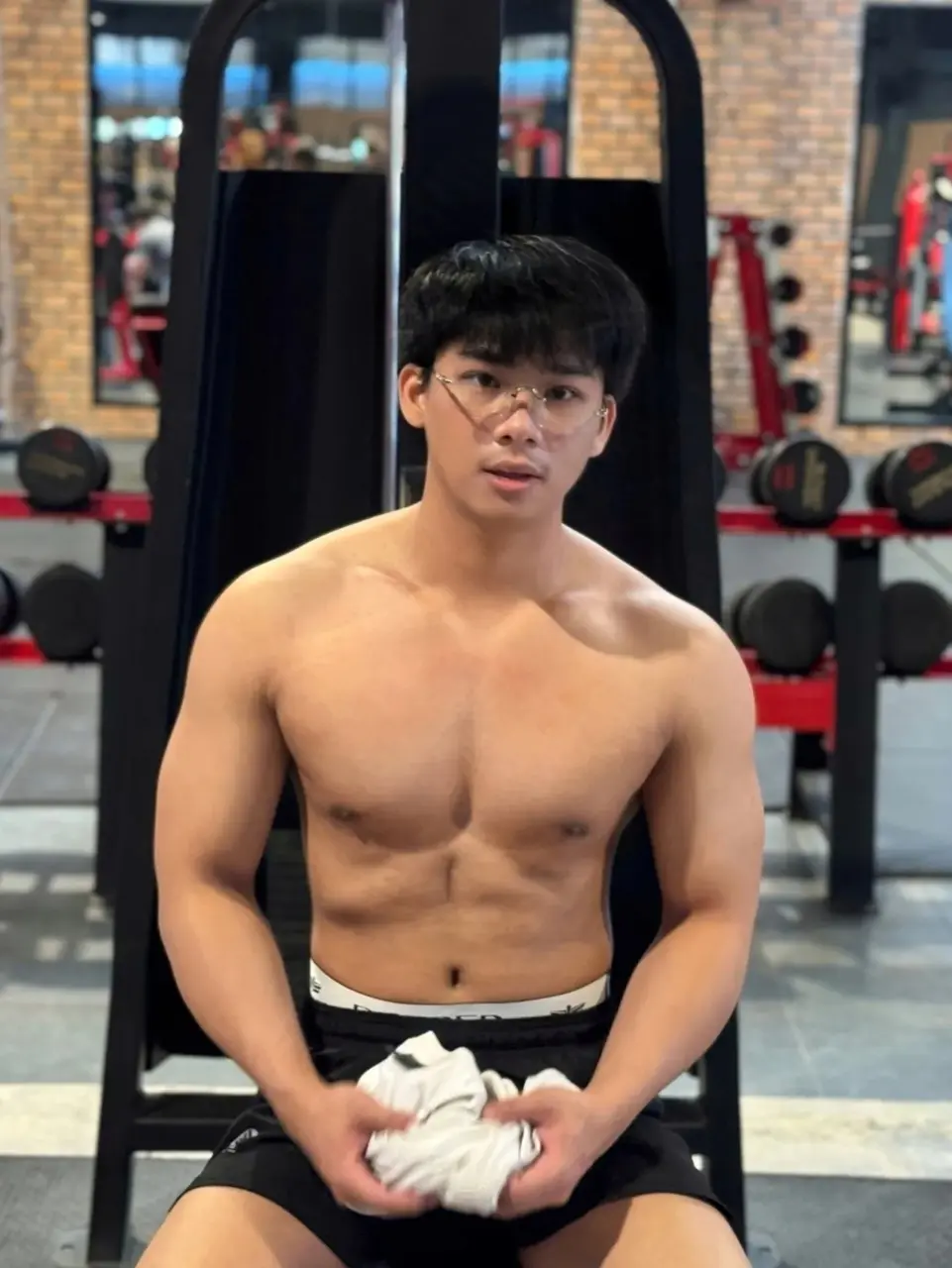 Cool and cute guy : Tar Teeraphat