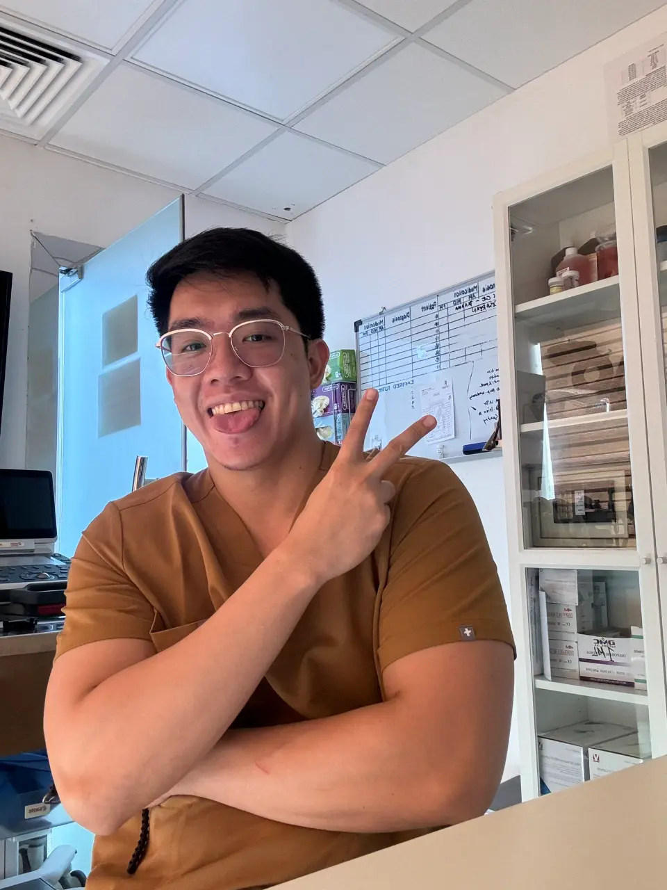 Veterinarian from the Philippines : Dennis Sayco Jr.