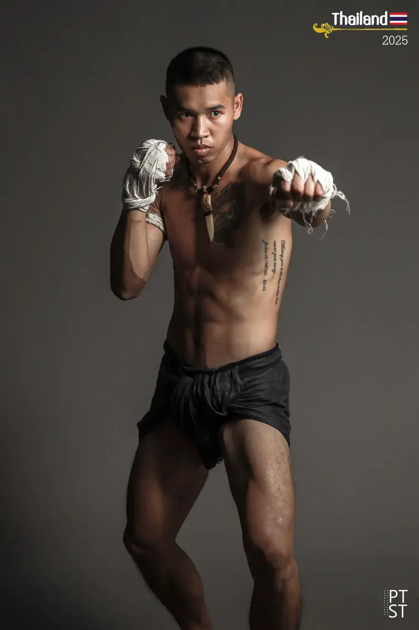 THAILAND 🇹🇭 | Muay Thai Boran (มวยไทยโบราณ)