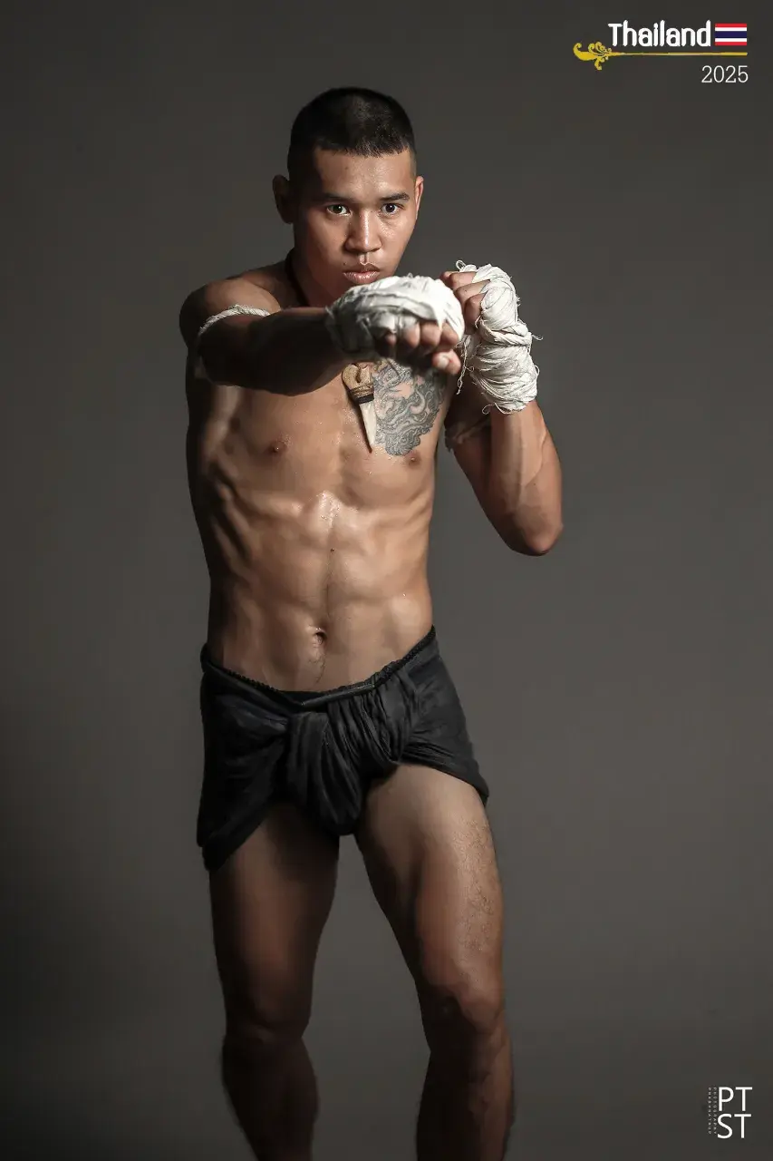 THAILAND 🇹🇭 | Muay Thai Boran (มวยไทยโบราณ)