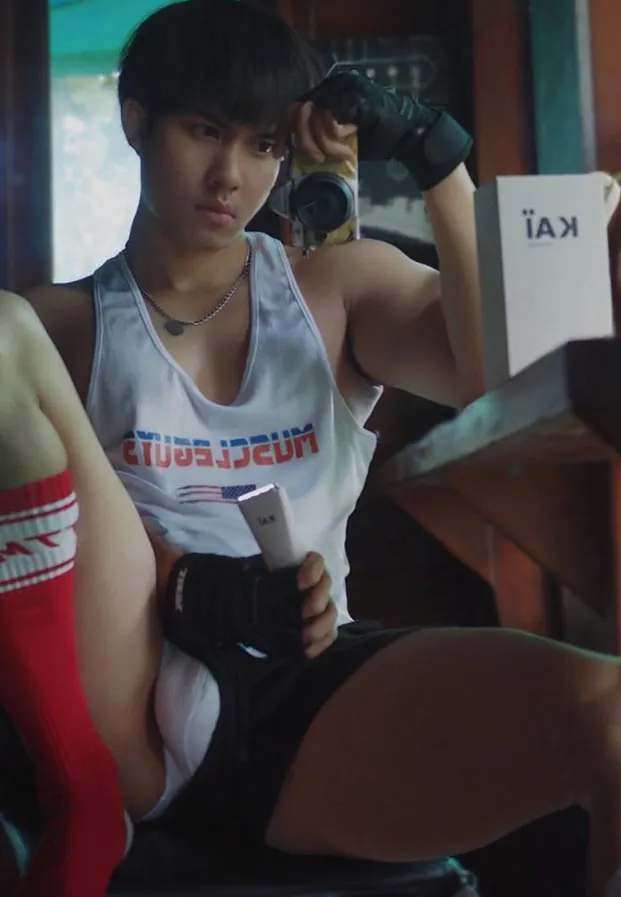 มอมมึนเมามันส์