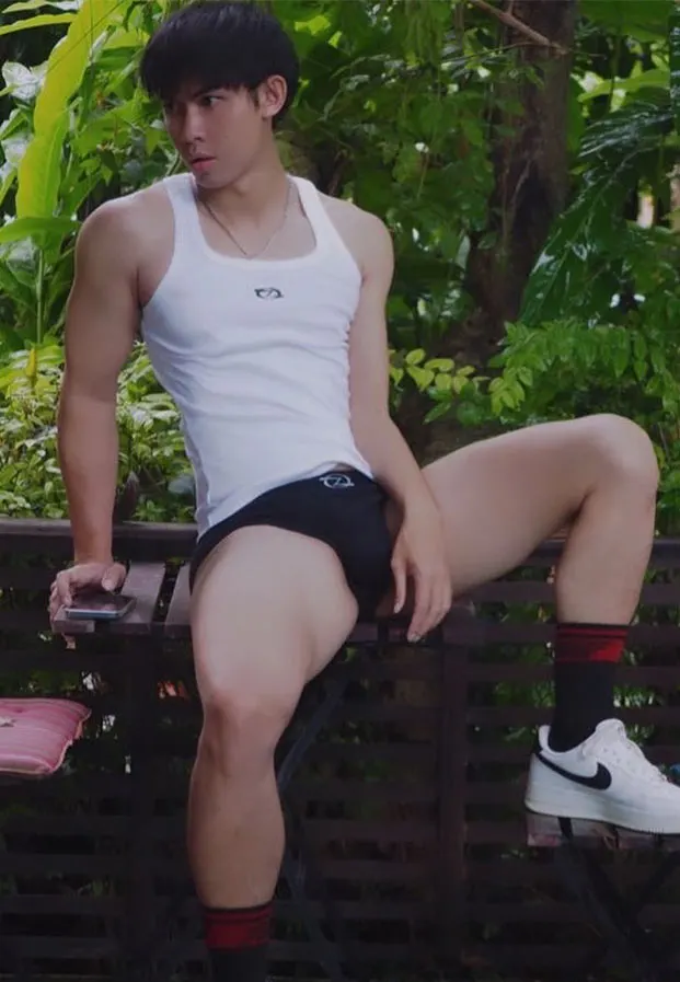 มอมมึนเมามันส์