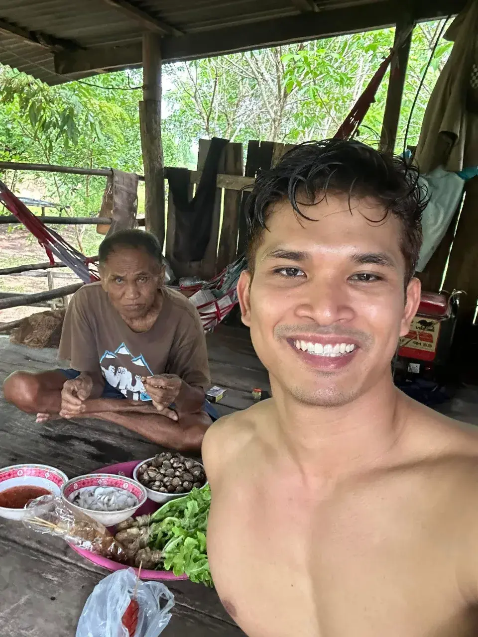 ยิ้มแบบนี้ละลายแตกใน