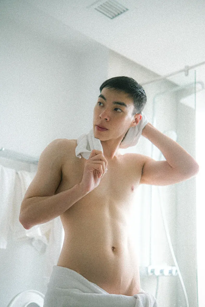 น้องเบส ตำนานขาวมาก