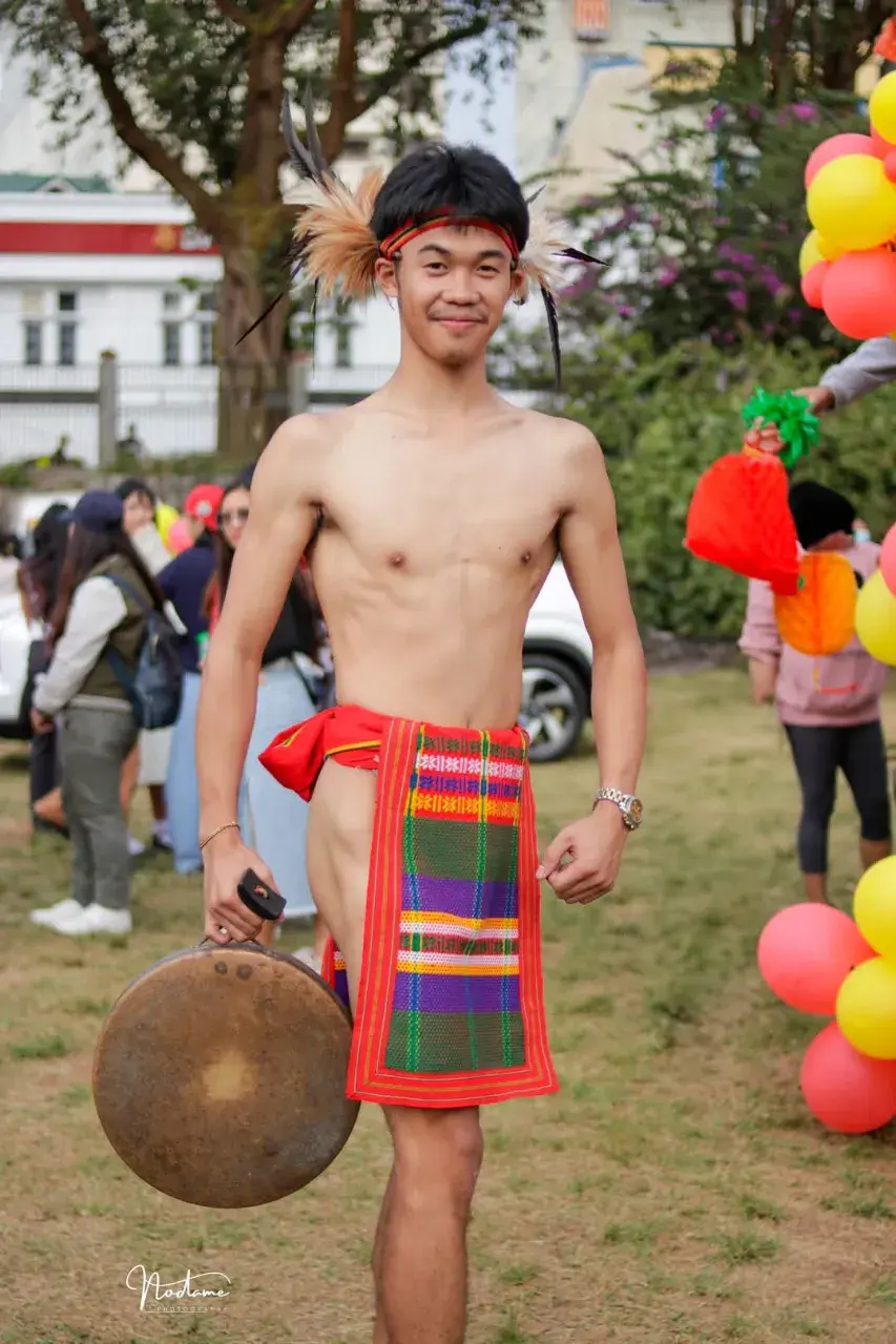 หนุ่ม...อิฟูเกา(lfugao)