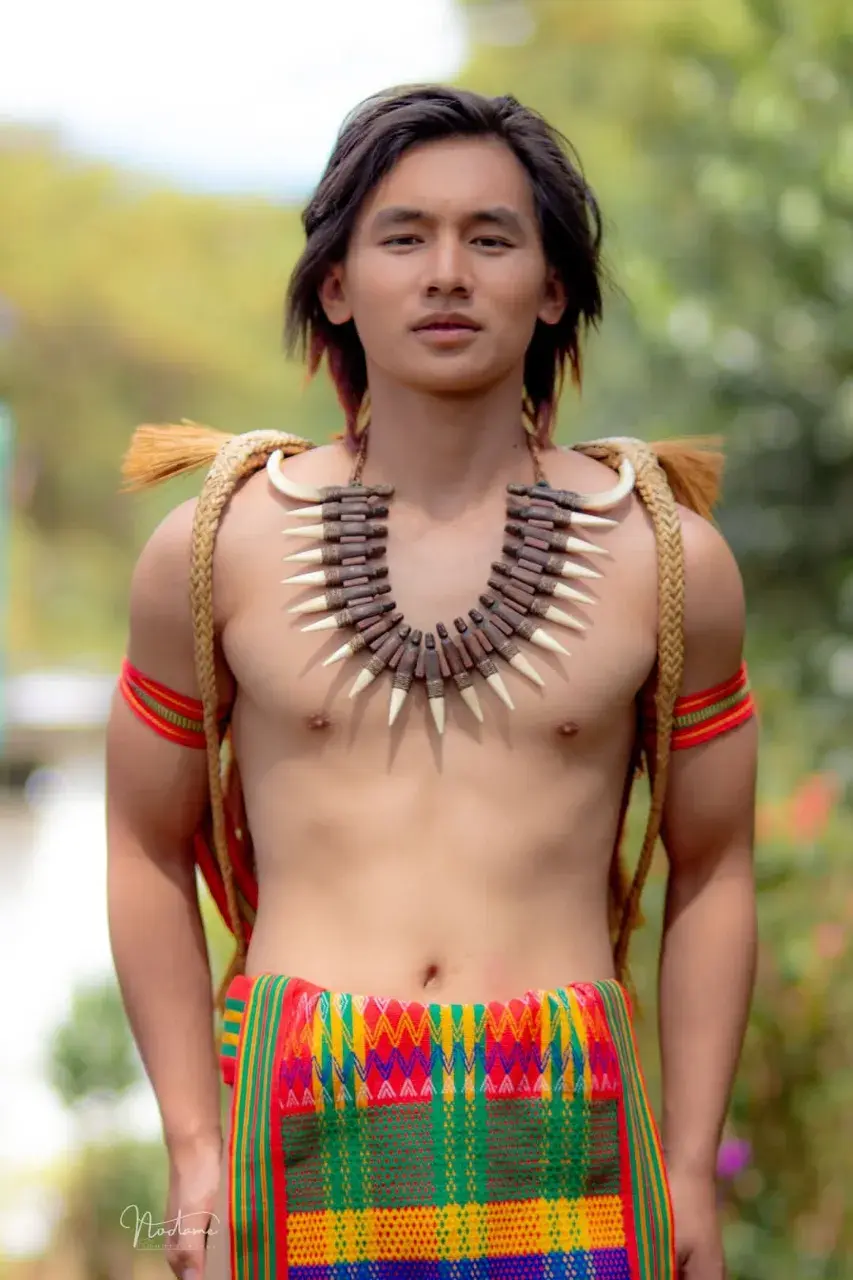 หนุ่ม...อิฟูเกา(lfugao)