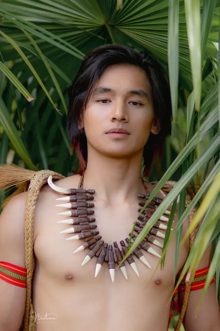 หนุ่ม...อิฟูเกา(lfugao)