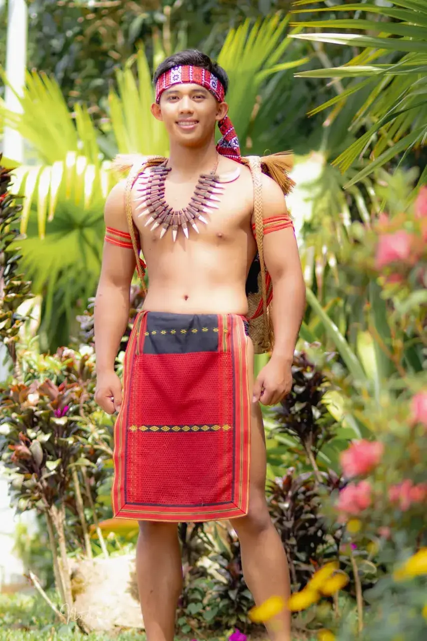หนุ่ม...อิฟูเกา(lfugao)