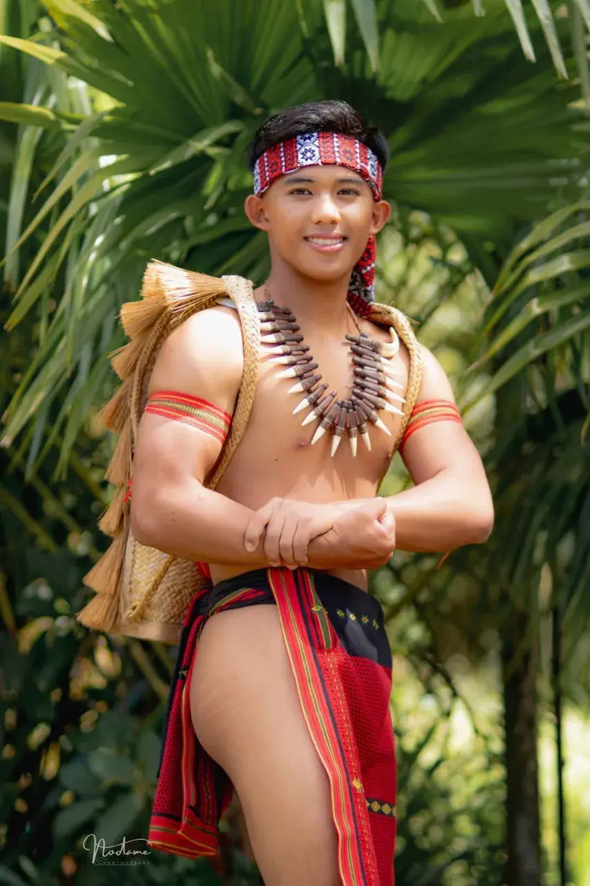 หนุ่ม...อิฟูเกา(lfugao)