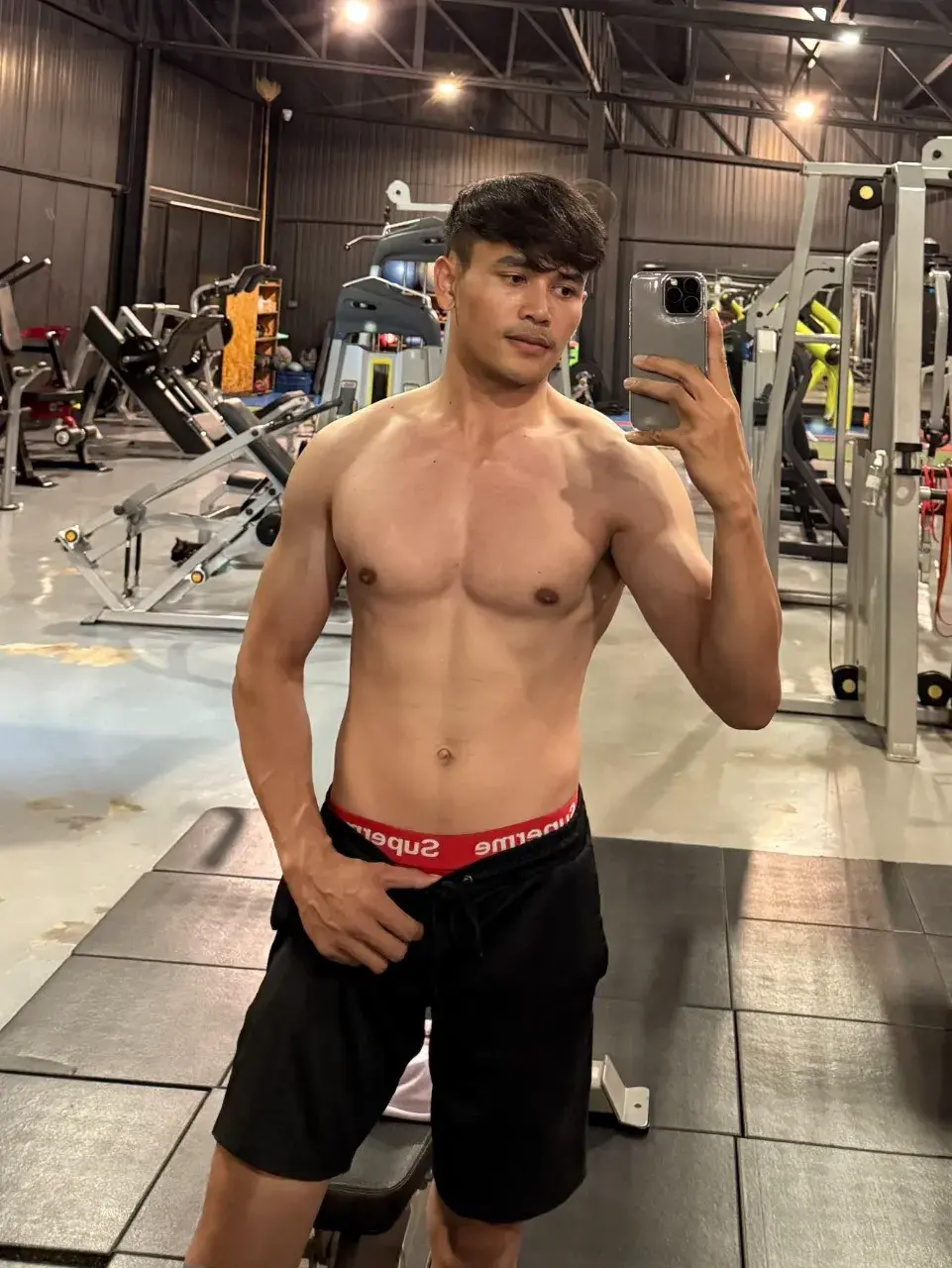 หิวนมจัง