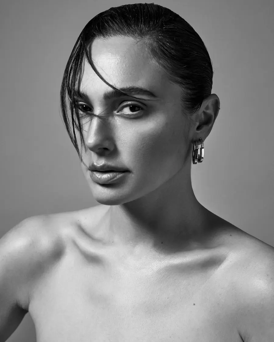 Gal Gadot @ Harper's BAZAAR Espa&ntilde;a March 2025
