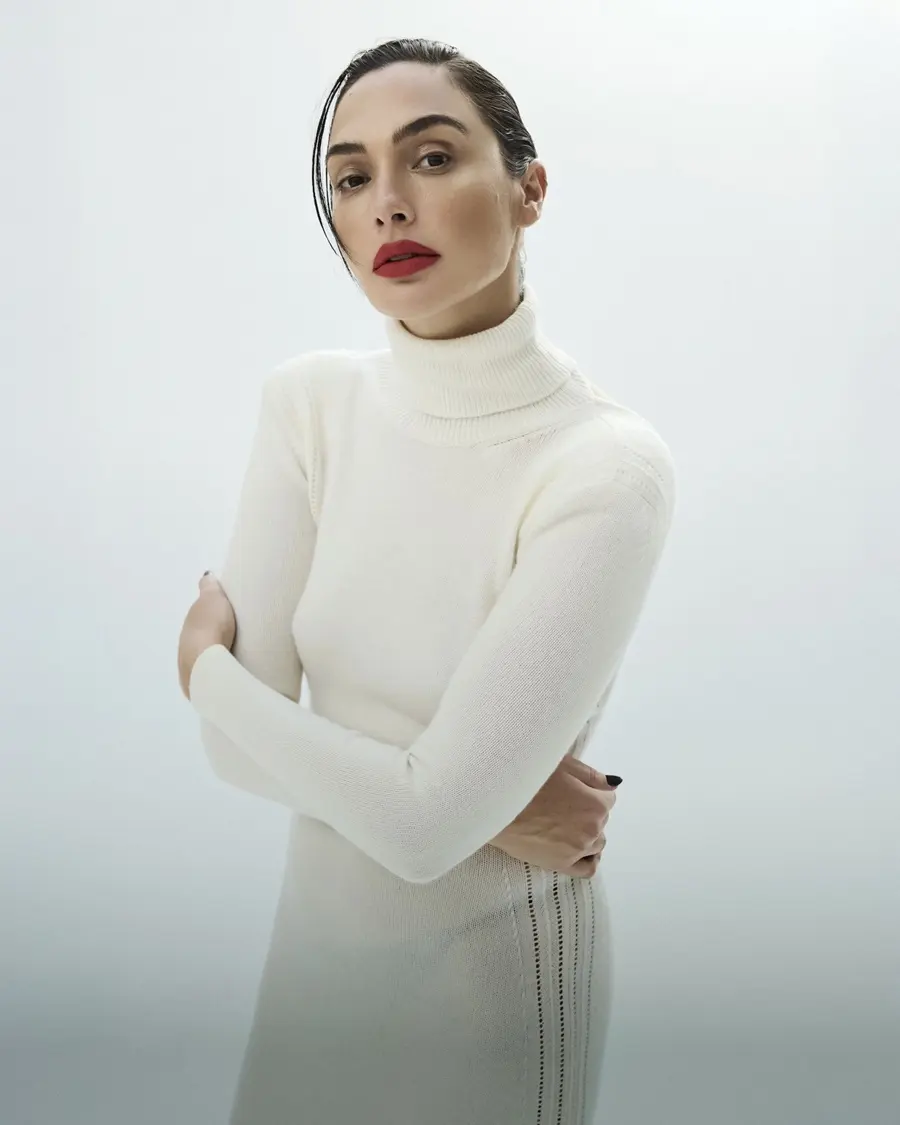 Gal Gadot @ Harper's BAZAAR Espa&ntilde;a March 2025