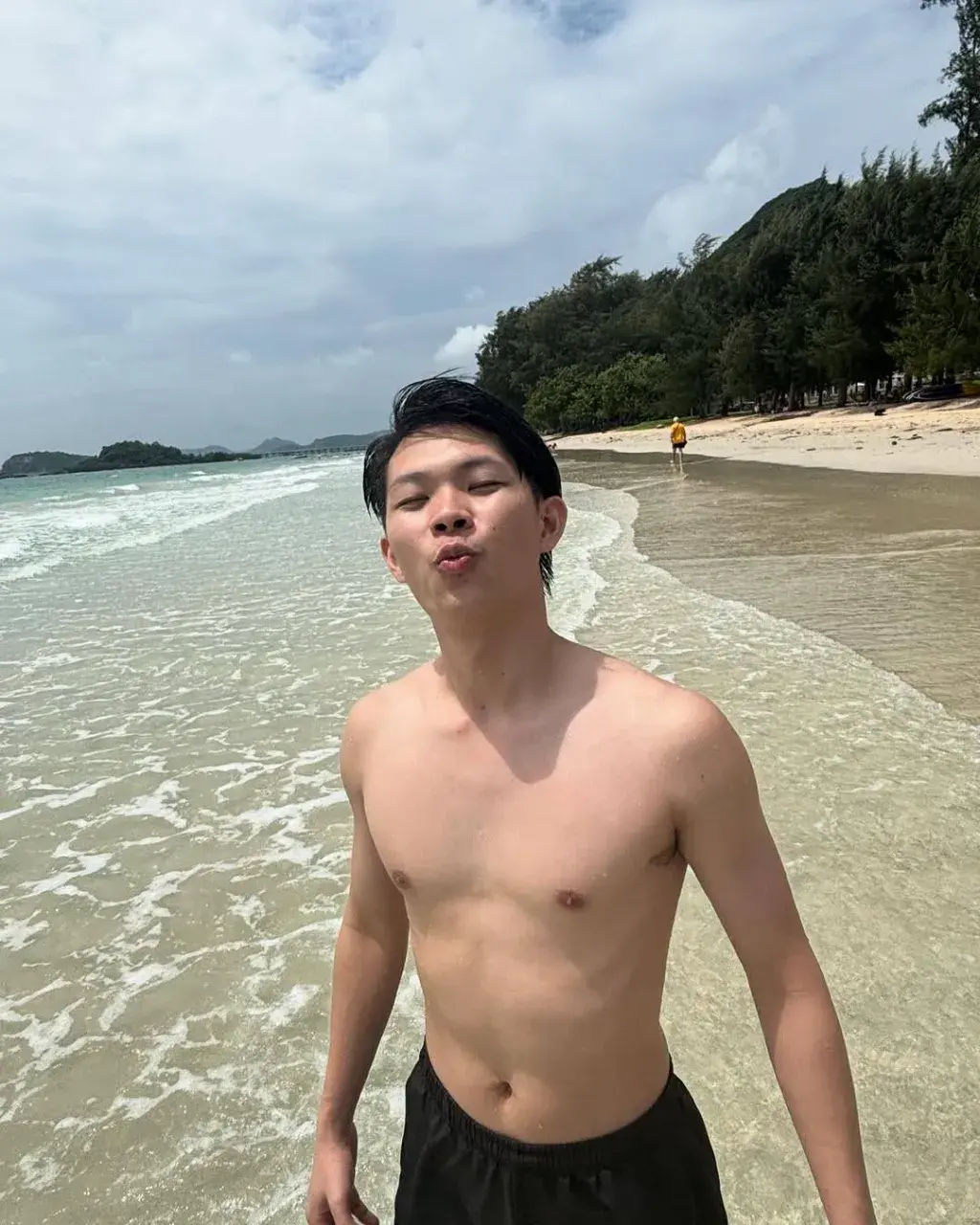 ผัวเขาเราอยากกอด