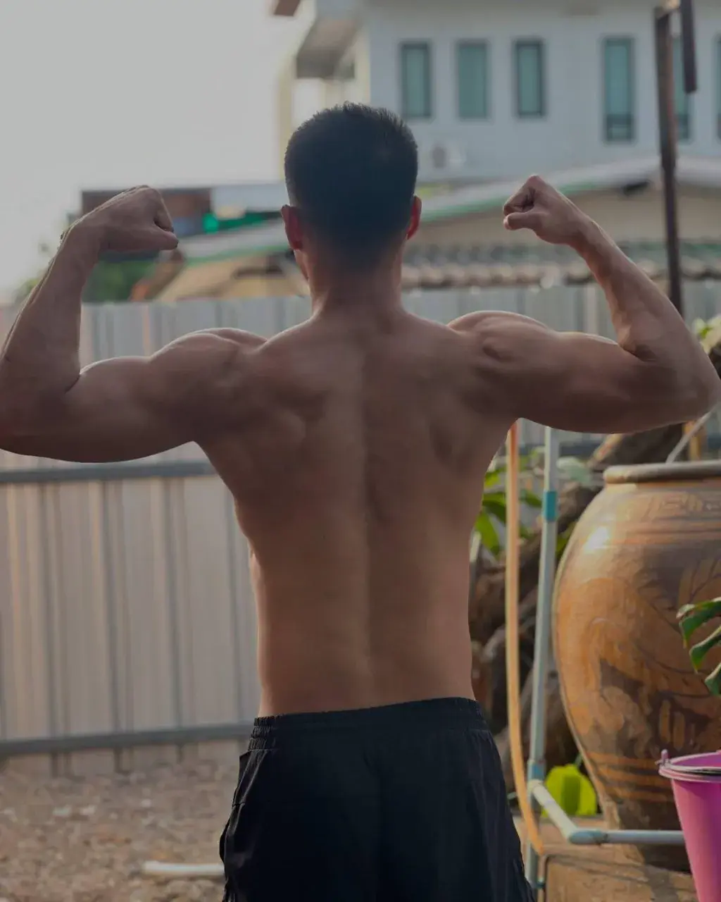 เอาให้จุกกันไปข้าง
