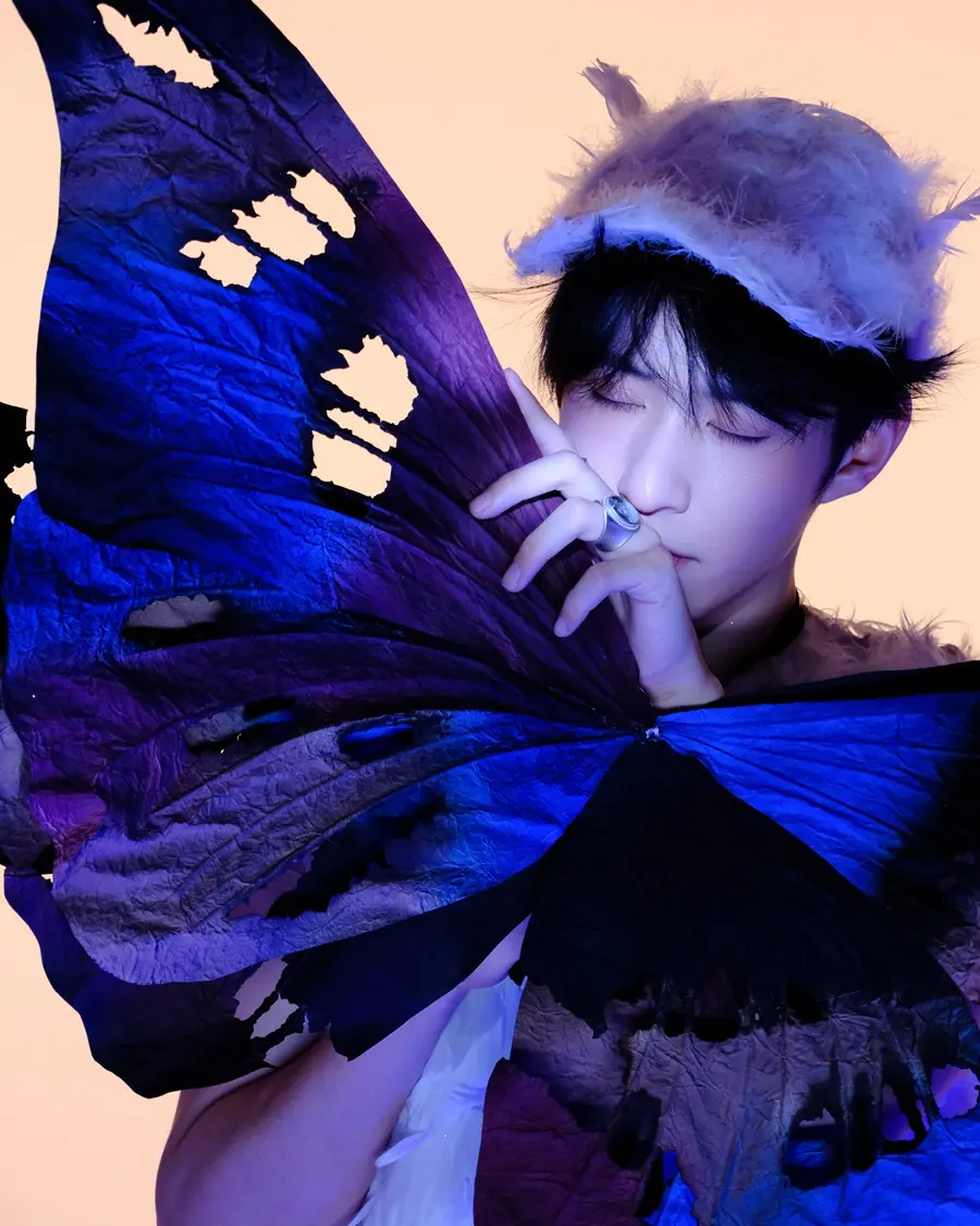 Xu Zhenxuan @ Wonderland HOMME China S/S 2025