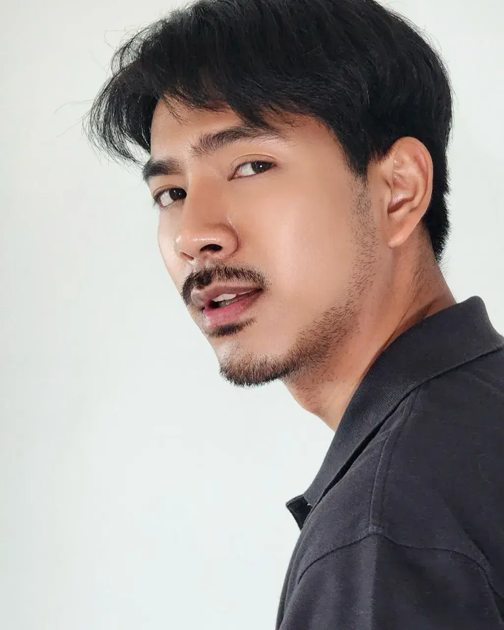 หนวดไหนร้าววใจที่สุด