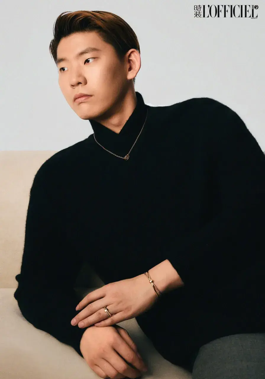 Liu Yuchen & Huang Yaqiong @ L&rsquo;OFFICIEL China February 2025