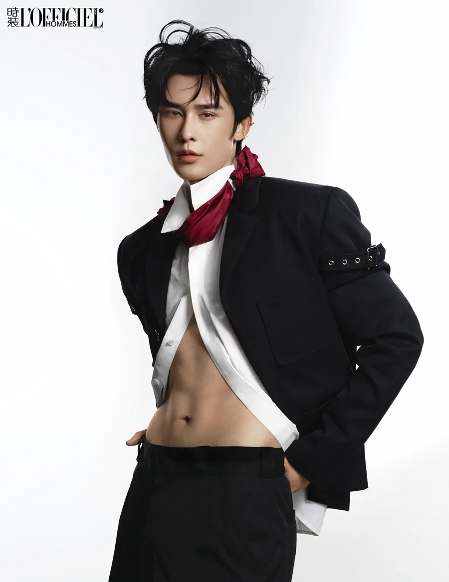 Shen Haonan @ L&rsquo;OFFICIEL HOMMES China February 2025