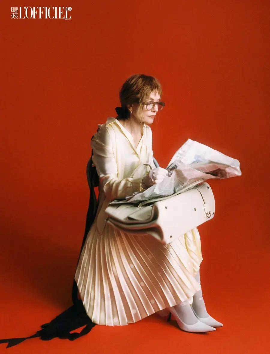 Isabelle Huppert @ L'OFFICIEL China February 2025