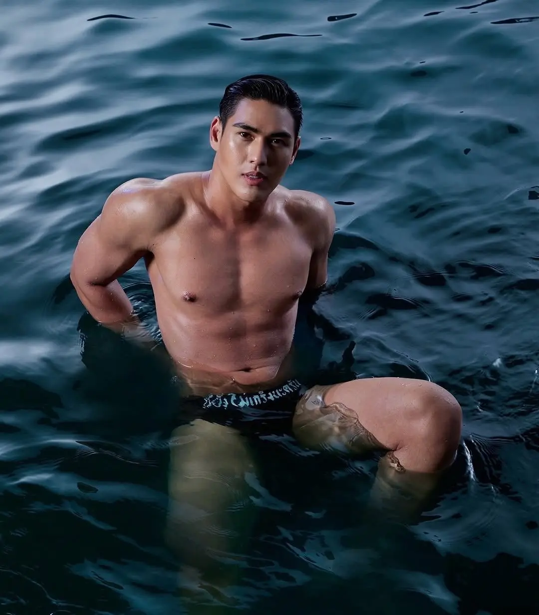 Cool GUY : กัญจน์ กัณณวัชรน์