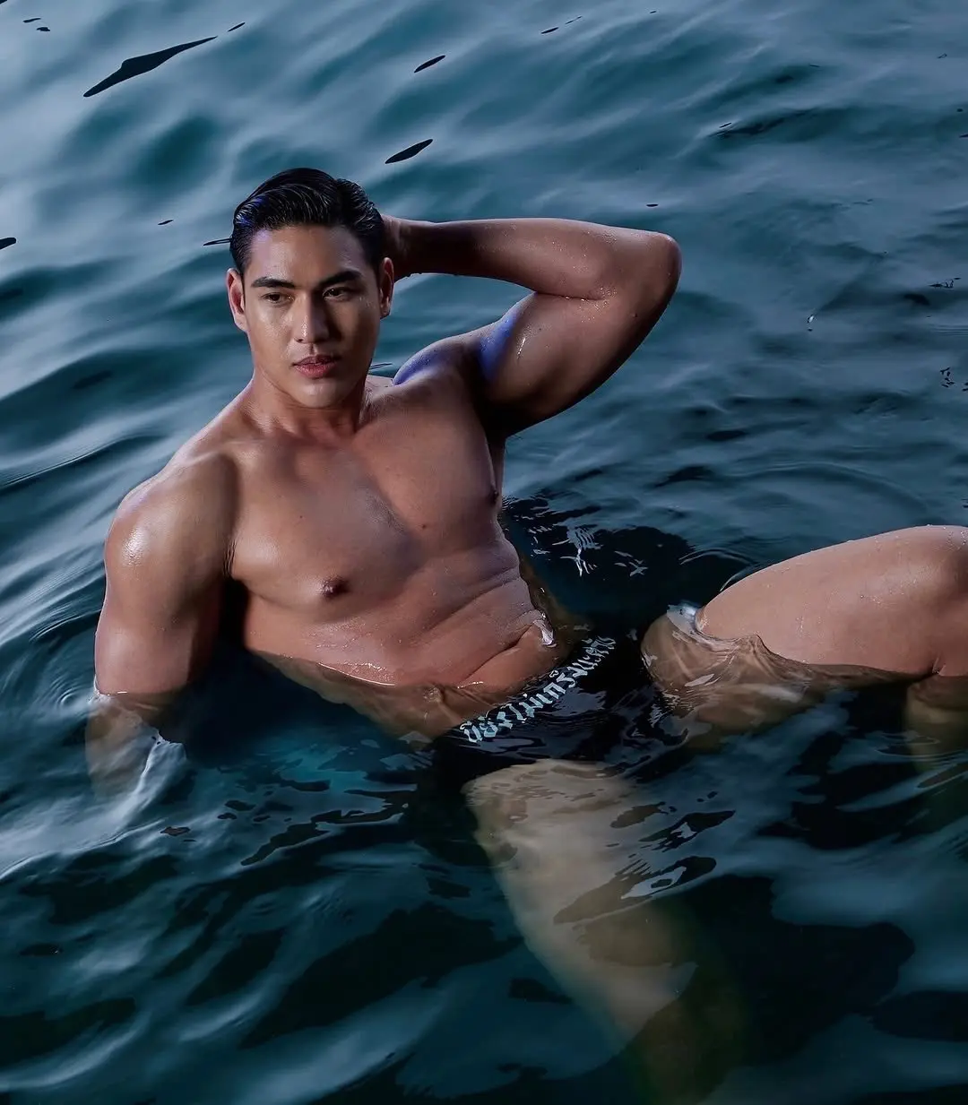 Cool GUY : กัญจน์ กัณณวัชรน์